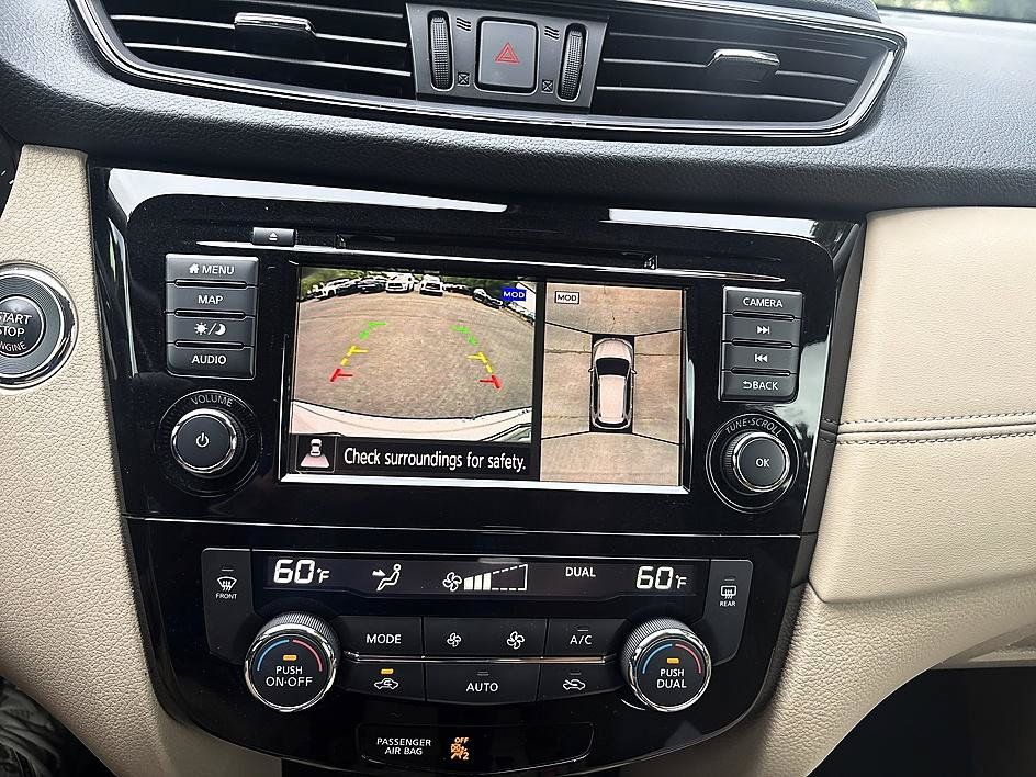 Used 2020 Nissan Rogue SL w/ Premium Package FWD image 15
