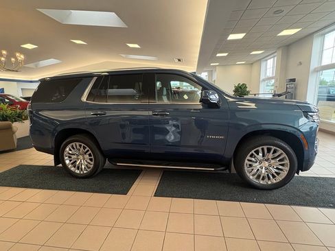 Used 2026 Chevrolet Tahoe LT w/ Comfort Package AWD/4WD image 6