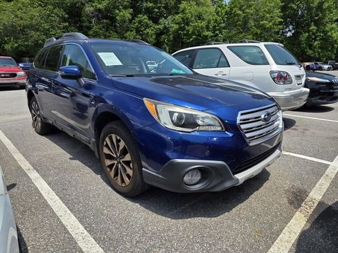 Used 2016 Subaru Outback 2.5i Limited AWD/4WD image 1