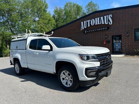 Used 2021 Chevrolet Colorado LT w/ Safety Package image 1