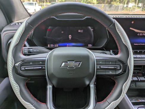 Certified 2026 Chevrolet Colorado Z71 w/ Technology Package AWD/4WD image 17