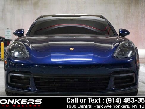 Used 2020 Porsche Panamera RWD image 26