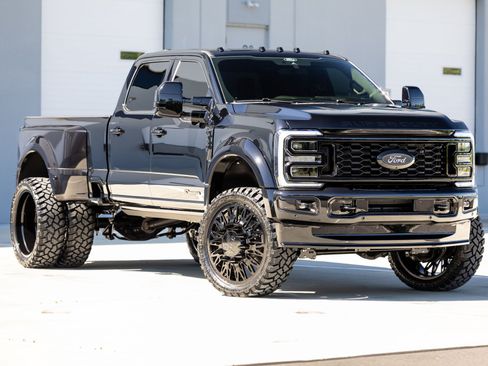 Used 2025 Ford F450 Platinum AWD/4WD image 6
