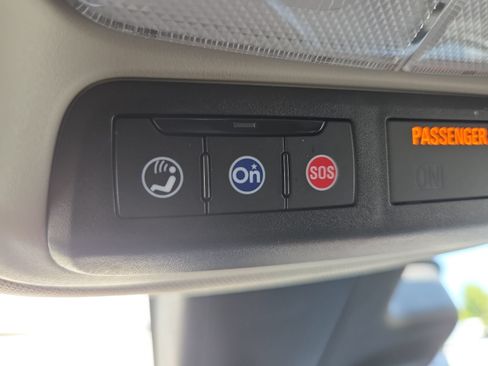 Certified 2023 Buick Encore GX Select w/ Sport Touring Package FWD image 22