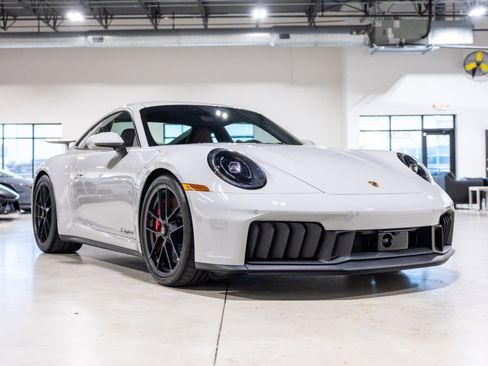 Used 2026 Porsche 911 Carrera 4 GTS image 3