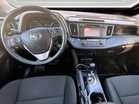Used 2017 Toyota RAV4 XLE image 15