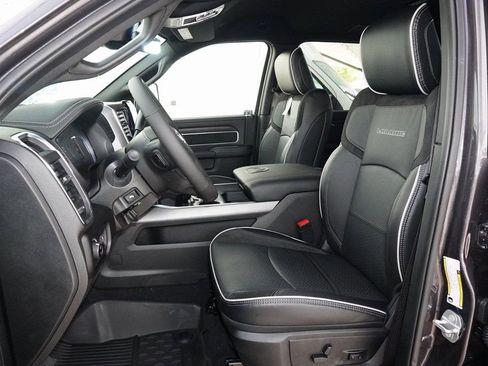 New 2026 RAM 3500 Laramie AWD/4WD image 10