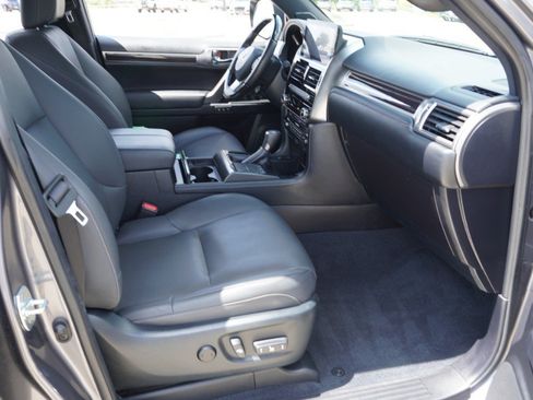 Certified 2023 Lexus GX 460 Premium w/ Accessory Package AWD/4WD image 14