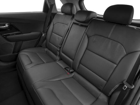 Used 2017 Kia Niro EX FWD image 17