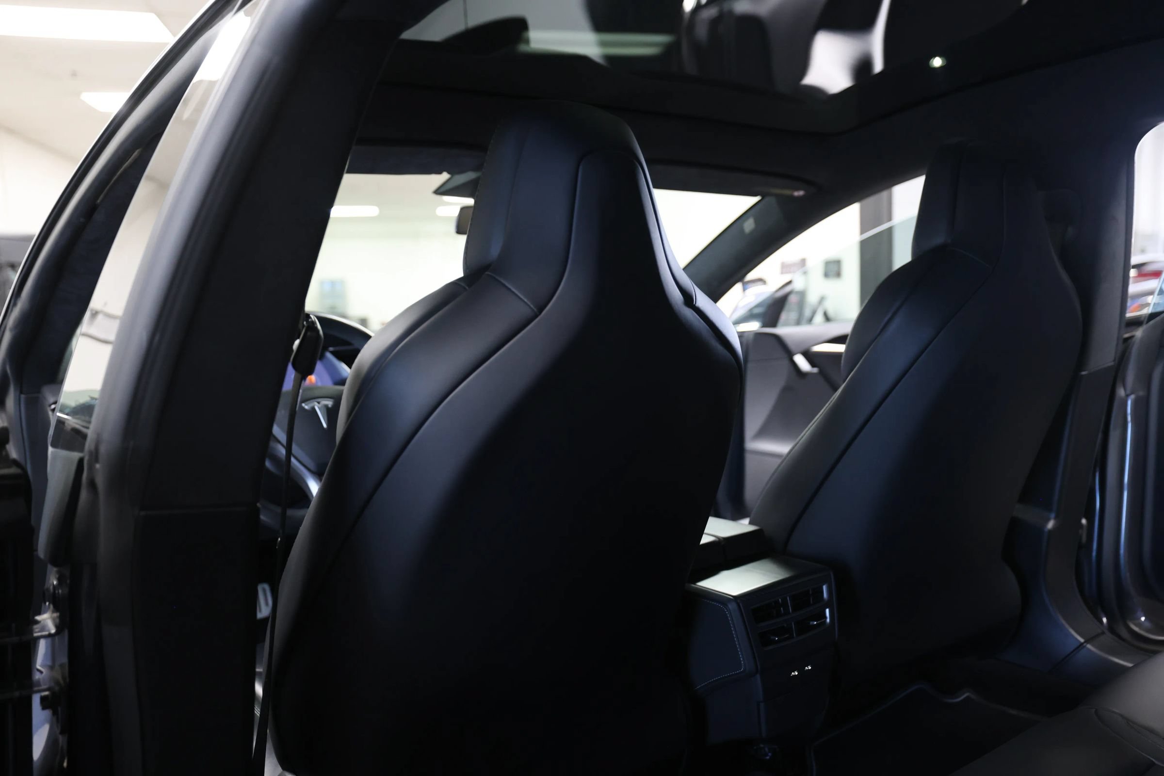 Used 2019 Tesla Model S Performance AWD/4WD image 48