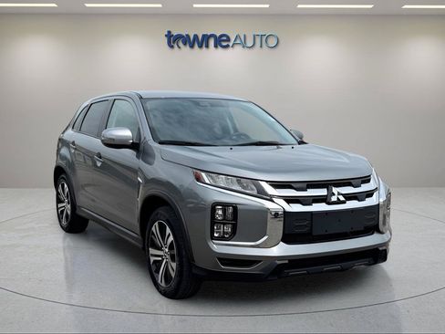 Used 2025 Mitsubishi Outlander Sport SE AWD/4WD image 7