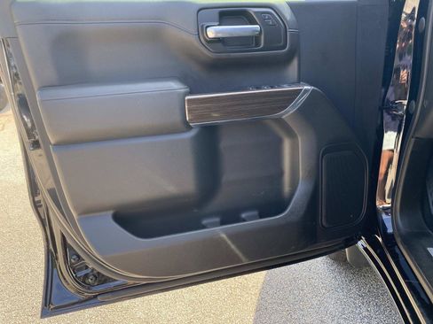 Used 2021 Chevrolet Silverado 1500 LT AWD/4WD image 20