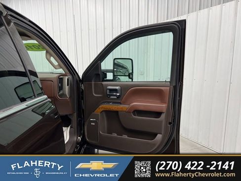 Used 2019 Chevrolet Silverado 2500 High Country w/ Duramax Plus Package AWD/4WD image 14