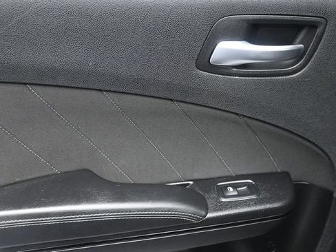 Used 2019 Dodge Charger R/T w/ Driver Confidence Group RWD image 10