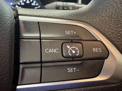 Used 2023 Jeep Compass Sport AWD/4WD image 25