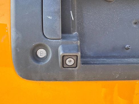 Used 2019 Chevrolet Express 2500 w/ Driver Convenience Package image 10