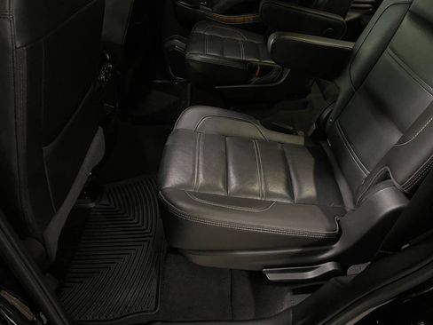 Used 2019 GMC Yukon Denali image 19