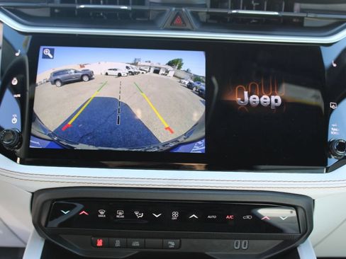 New 2026 Jeep Cherokee Limited AWD/4WD image 24