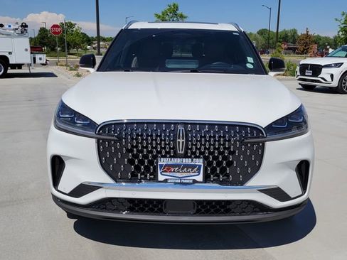 New 2026 Lincoln Aviator Reserve AWD/4WD image 4