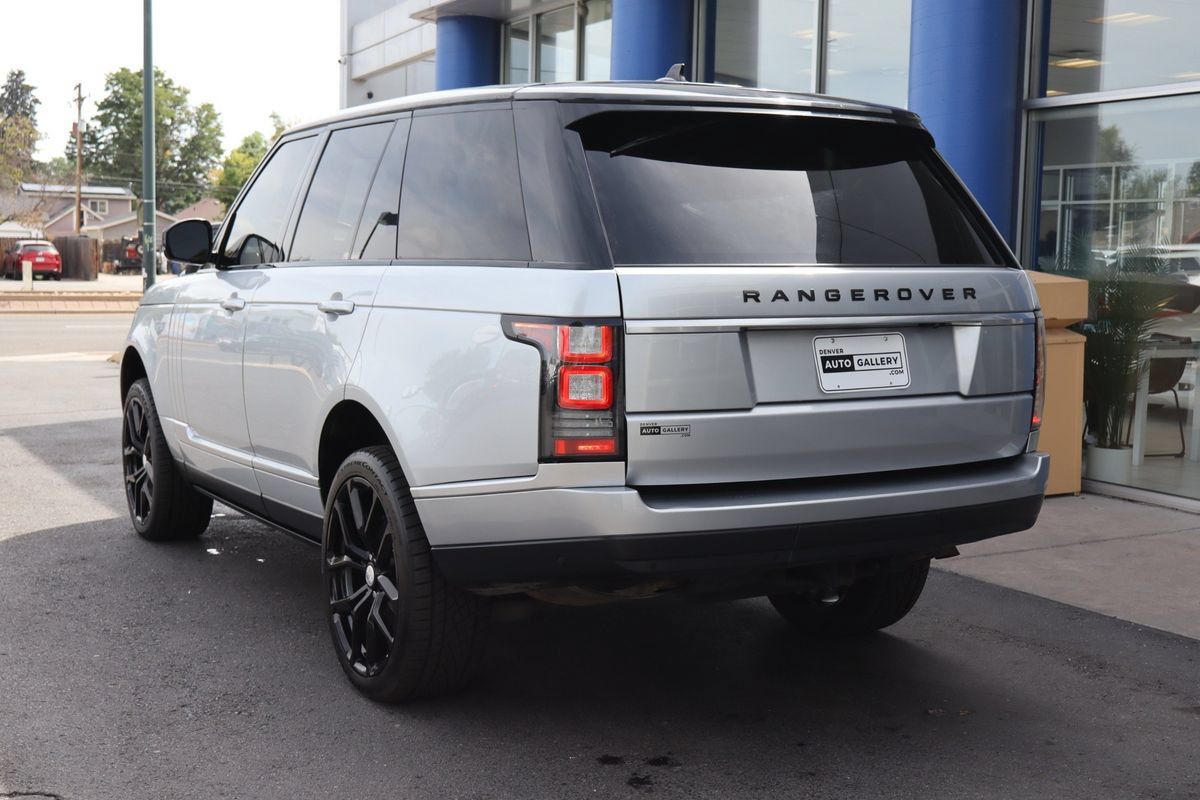 Used 2015 Land Rover Range Rover Supercharged AWD/4WD image 3