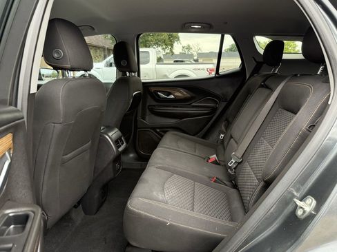 Used 2019 GMC Terrain SLE w/ Driver Convenience Package image 11