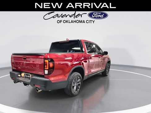 Used 2024 Honda Ridgeline Sport image 8