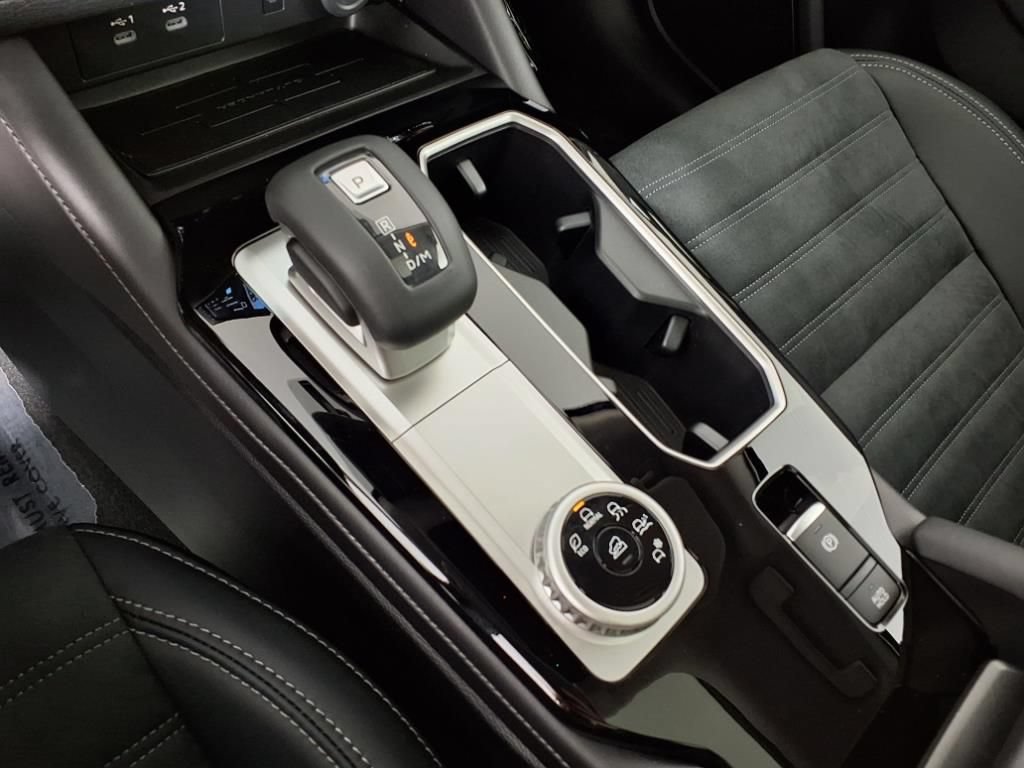 Used 2025 Mitsubishi Outlander SE FWD image 19