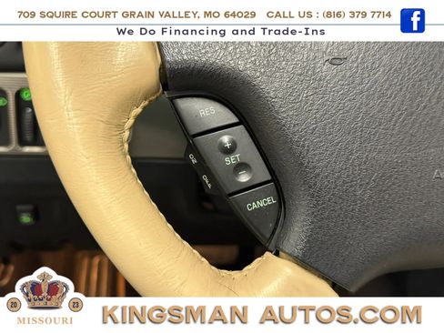Used 2004 Ford Thunderbird RWD image 14