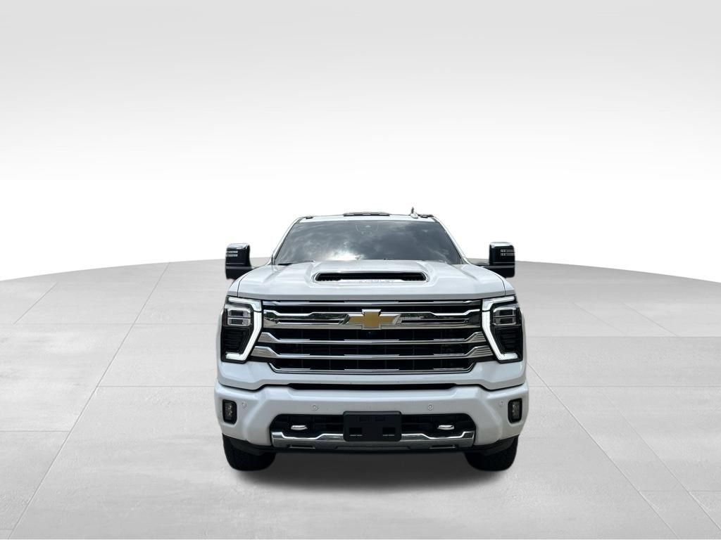 Used 2024 Chevrolet Silverado 2500 High Country w/ High Country Premium Package AWD/4WD image 9