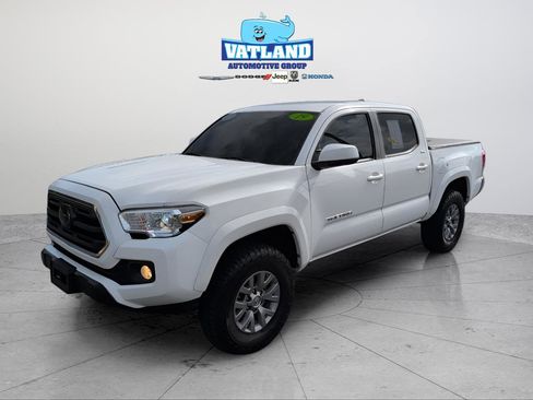 Used 2019 Toyota Tacoma 2WD Double Cab image 1