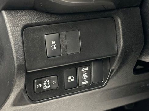 Used 2023 Toyota Tacoma TRD Sport image 16