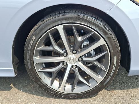 Used 2024 Honda Civic Touring image 8