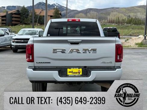 Used 2026 RAM 2500 Laramie AWD/4WD image 4