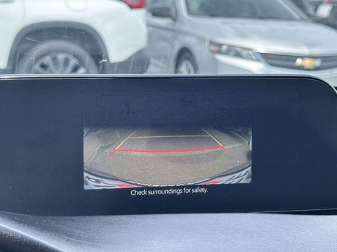 Used 2024 MAZDA MAZDA3 s FWD image 18