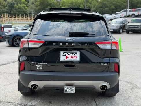 Used 2022 Ford Escape Titanium w/ Titanium Elite Package AWD/4WD image 6