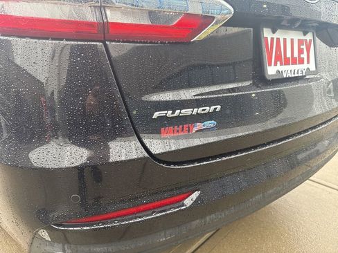 Certified 2019 Ford Fusion SE image 17