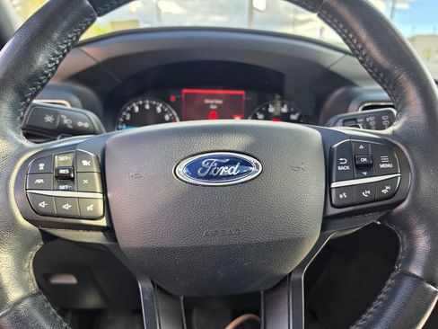 Used 2020 Ford Explorer XLT w/ Equipment Group 202A image 22