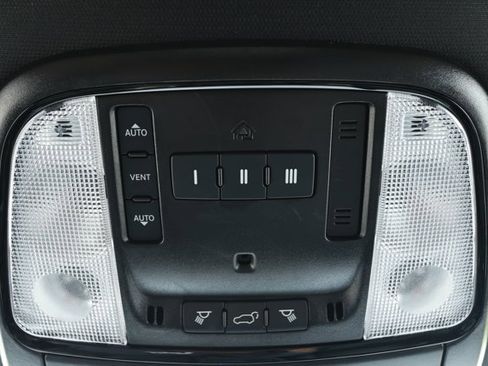 Used 2024 Dodge Durango GT RWD image 20
