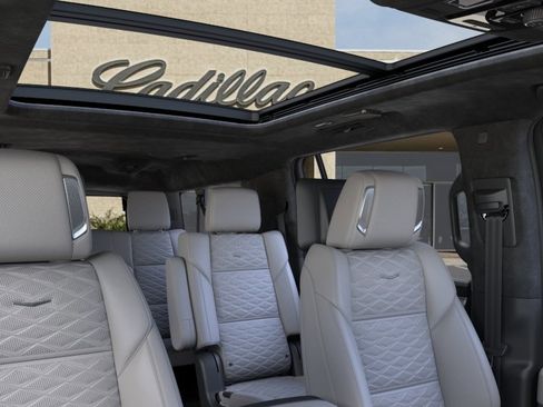 New 2026 Cadillac Escalade ESV Platinum Sport AWD/4WD image 24
