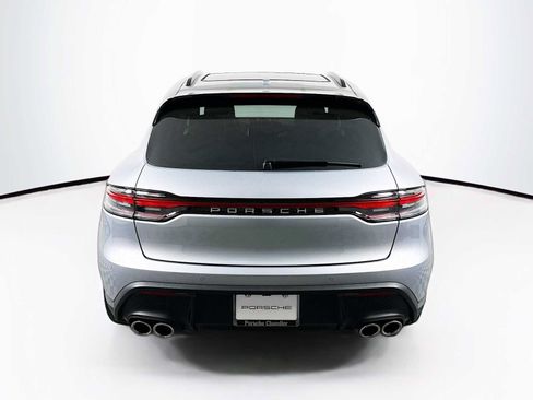 Certified 2026 Porsche Macan AWD/4WD image 10