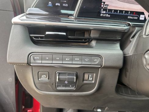 Used 2021 Cadillac Escalade Sport w/ Driver Assist Tech Package image 22