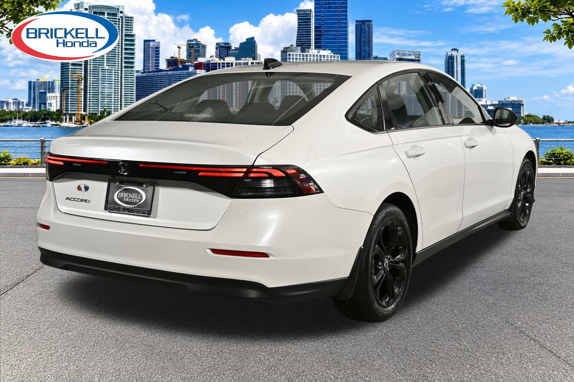 Used 2025 Honda Accord SE image 6