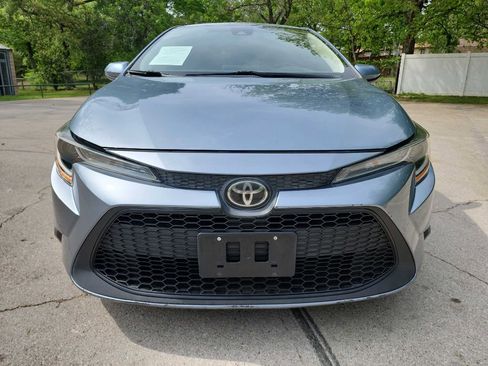 Used 2020 Toyota Corolla LE w/ LE Premium Package FWD image 2