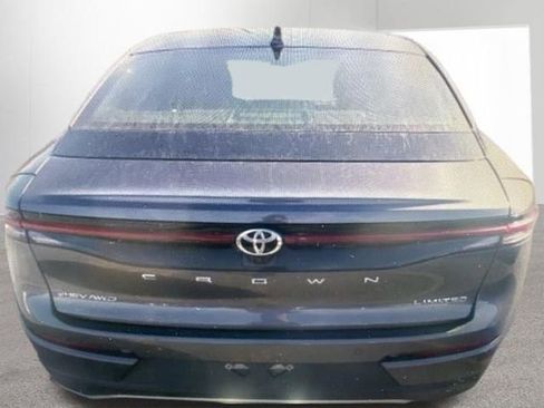 Used 2024 Toyota Crown Limited image 13