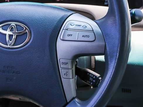 Used 2007 Toyota Camry Hybrid FWD image 21