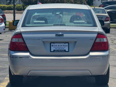 Used 2005 Ford Five Hundred SEL FWD image 13