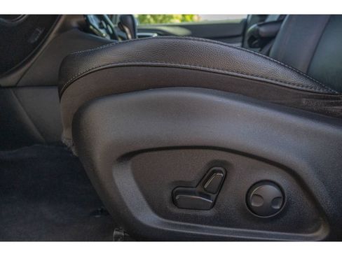 Used 2024 Jeep Compass Limited AWD/4WD image 16