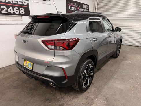 Used 2023 Chevrolet TrailBlazer RS FWD image 4