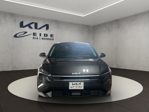 New 2026 Kia K4 FWD image 2