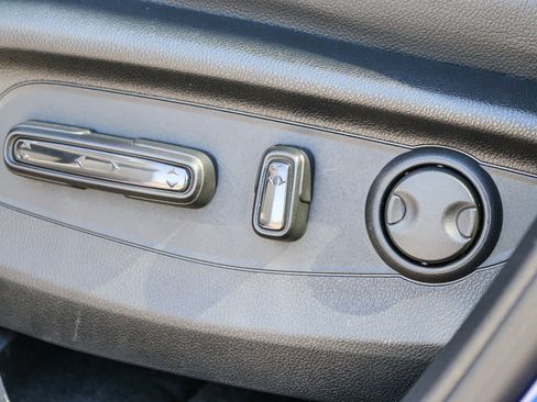 Used 2025 Honda CR-V EX-L image 23
